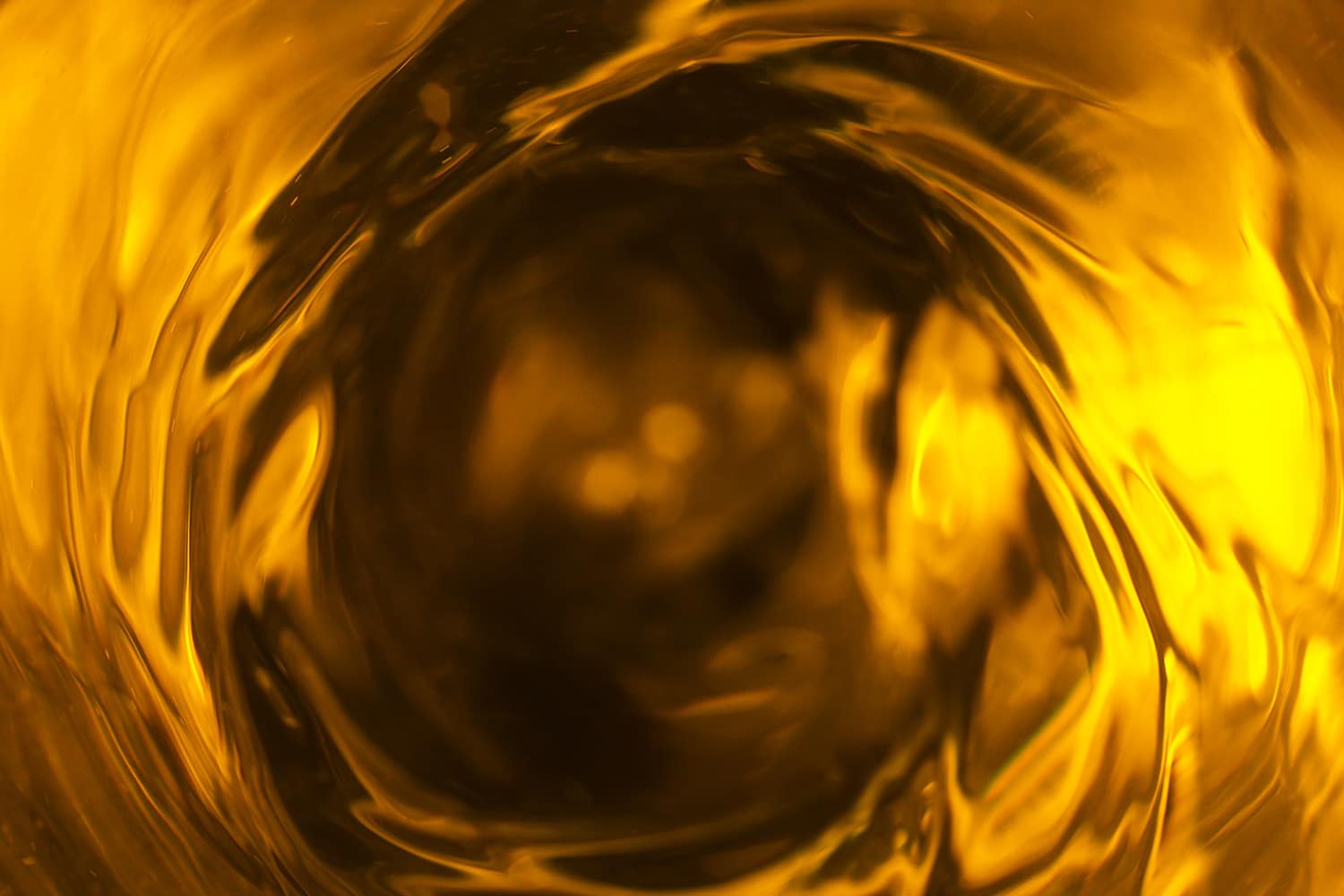Detail of fuel oil whirl